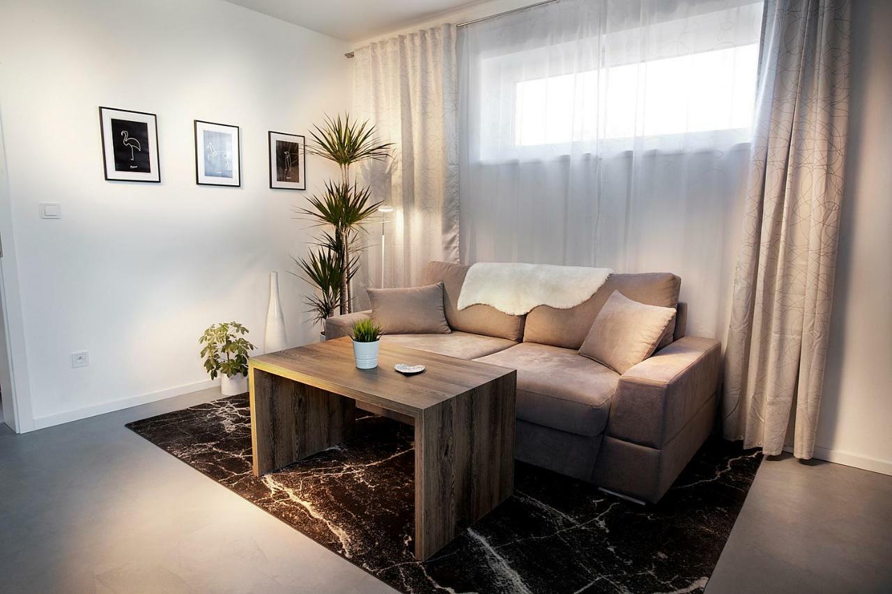 Apartmany Ladná Buitenkant foto